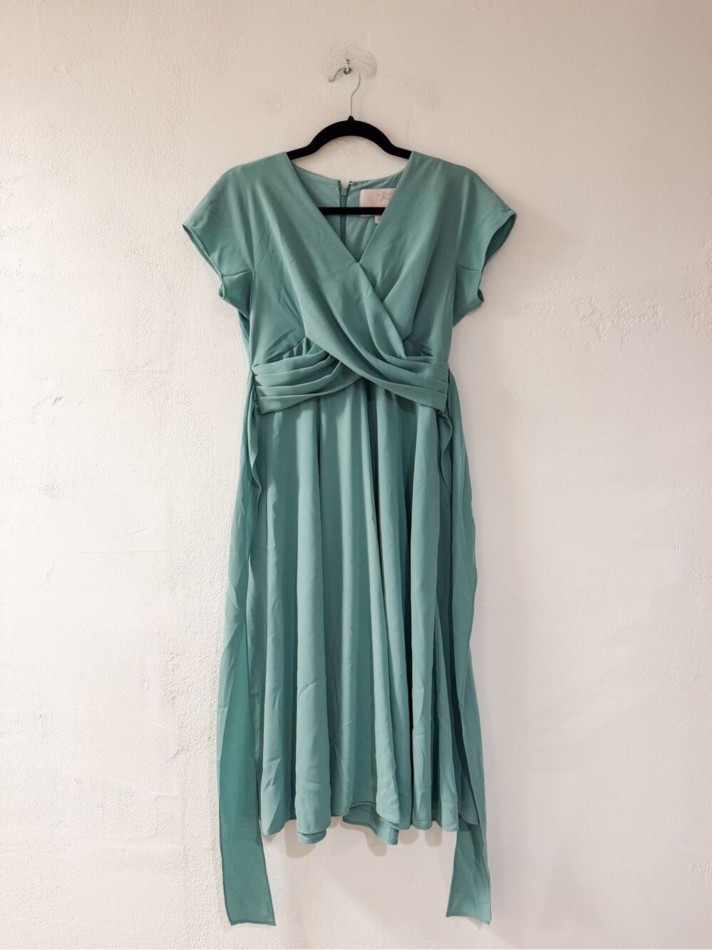 Gal Meets Glam Seraphina Dress in Mint Green